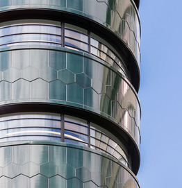 Pyrolave Suisse c/o Ruf Design AG - Der Lavastein bietet vielfältige Möglichkeiten lebendige Farben und Strukturen hinzuzufügen und zu kreieren. 